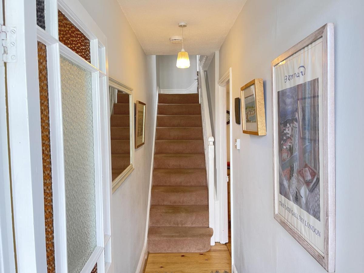 37 Trenwith Place, Charming Family Home & Garden! St Ives Eksteriør billede