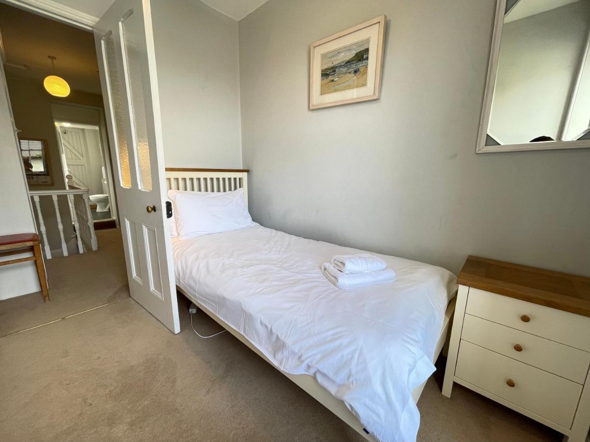 37 Trenwith Place, Charming Family Home & Garden! St Ives Eksteriør billede